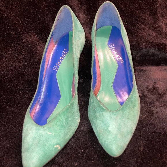 Vintage Nine West Kitten Heel Pumps - Picture 3 of 4